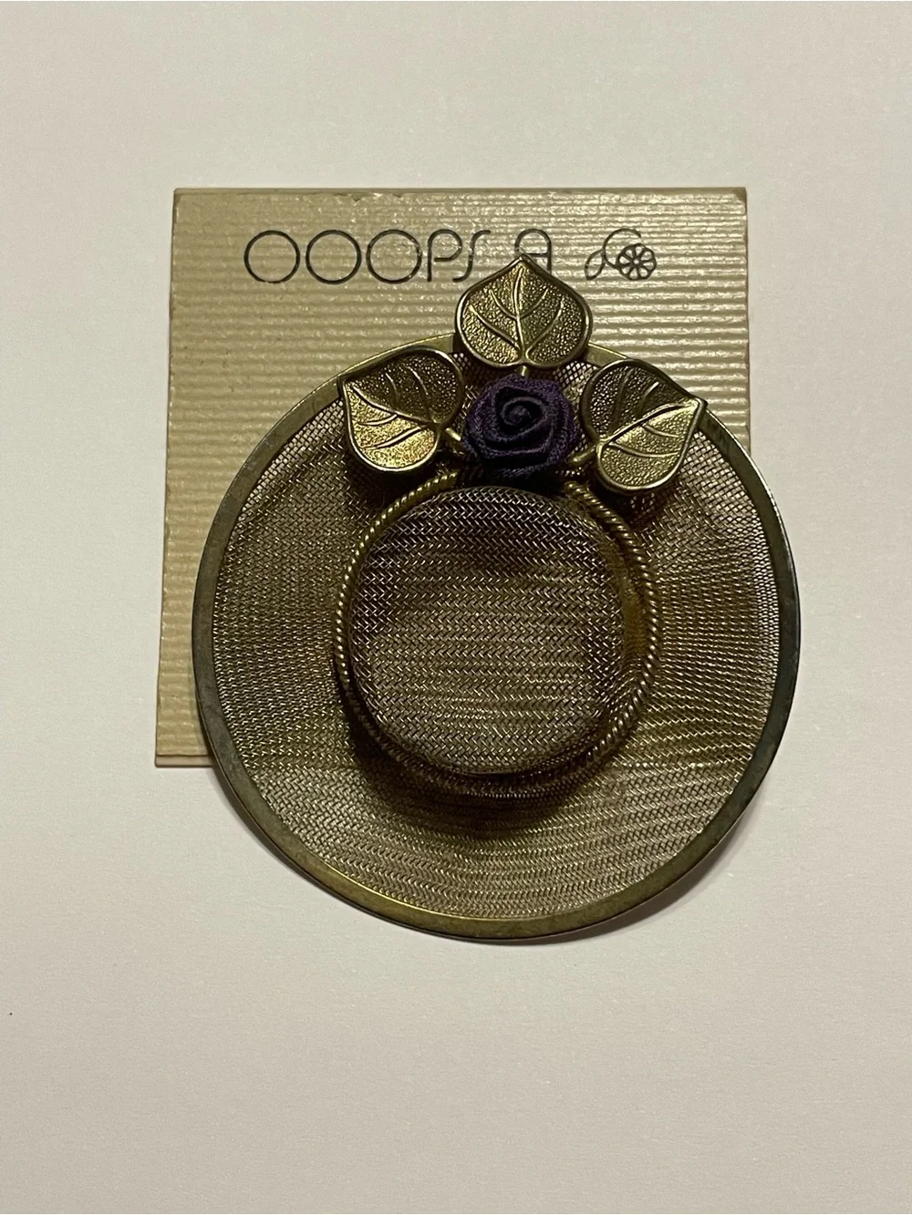 Vintage Costume Ooops A Hat Brooch #9785